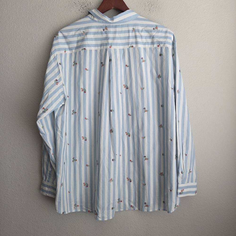 Sezane Maxy Shirt in Flowers on Blue Stripes size 44 - Picture 8 of 10
